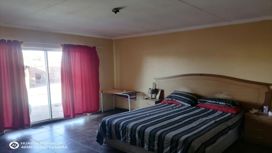 5 Bedroom Property for Sale in Homer Gauteng