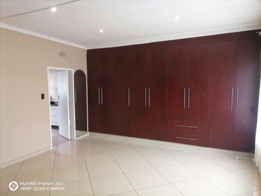 3 Bedroom Property for Sale in Vanderbijlpark SW 1 Gauteng