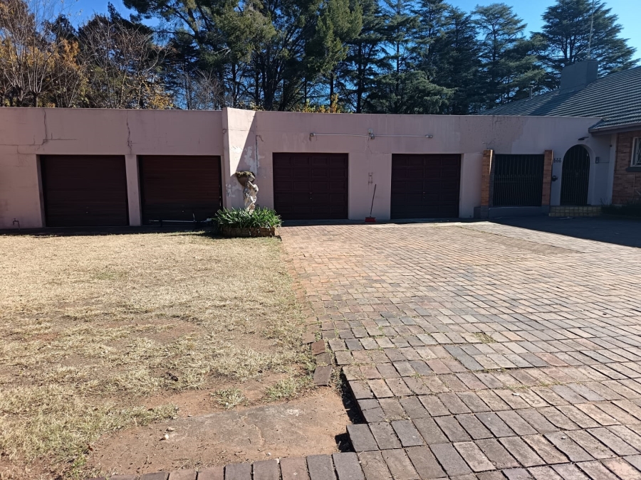 5 Bedroom Property for Sale in Three Rivers Gauteng