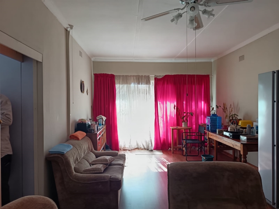 5 Bedroom Property for Sale in Three Rivers Gauteng