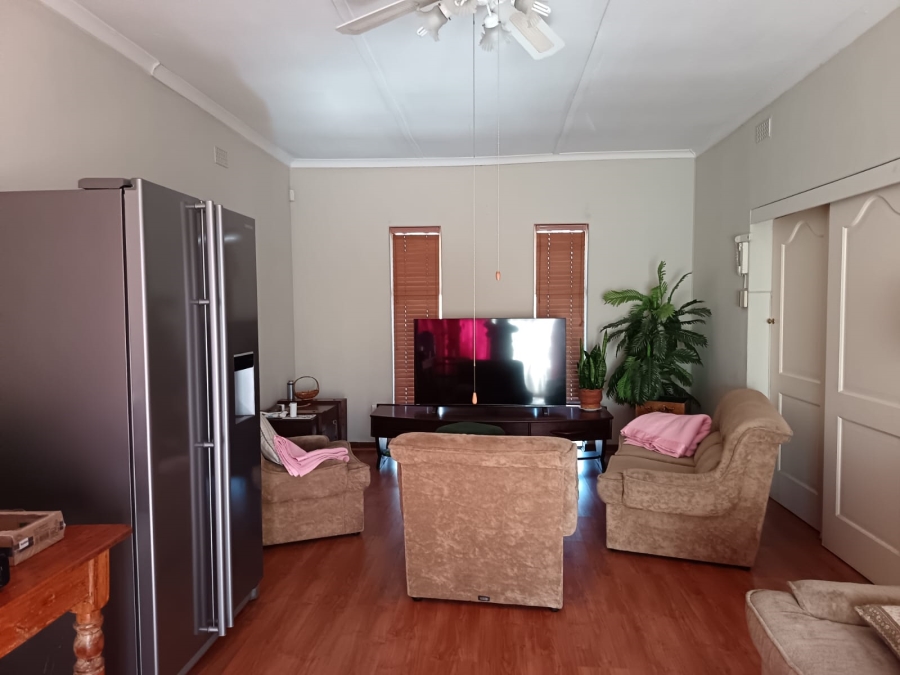 5 Bedroom Property for Sale in Three Rivers Gauteng