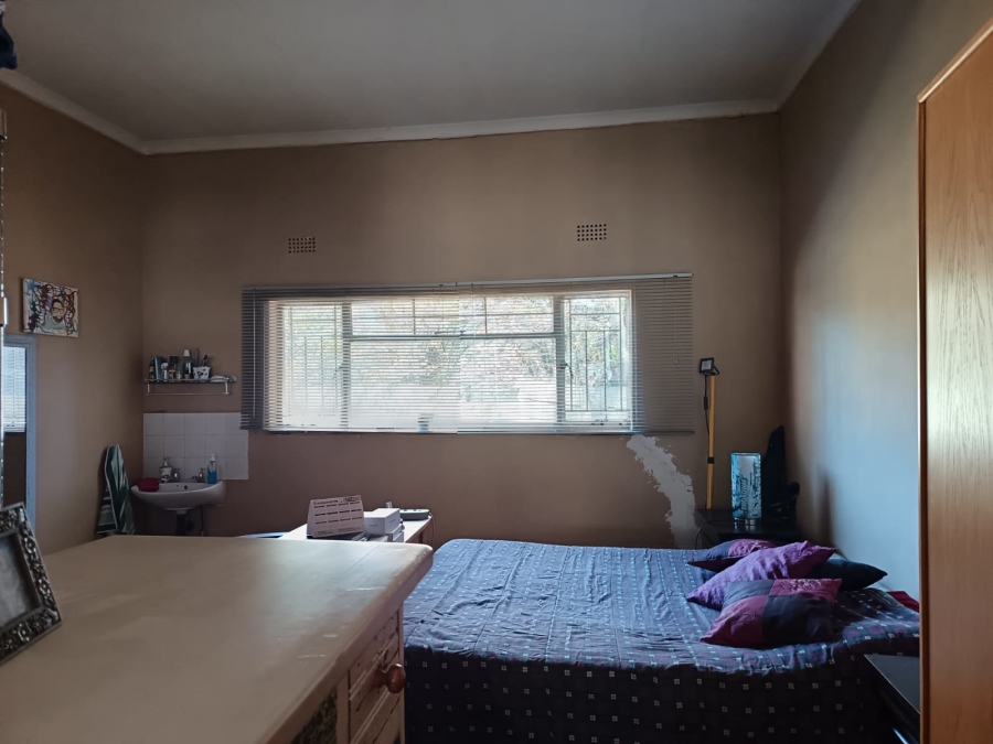 5 Bedroom Property for Sale in Three Rivers Gauteng