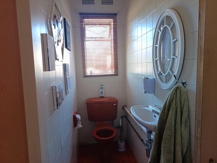 5 Bedroom Property for Sale in Three Rivers Gauteng