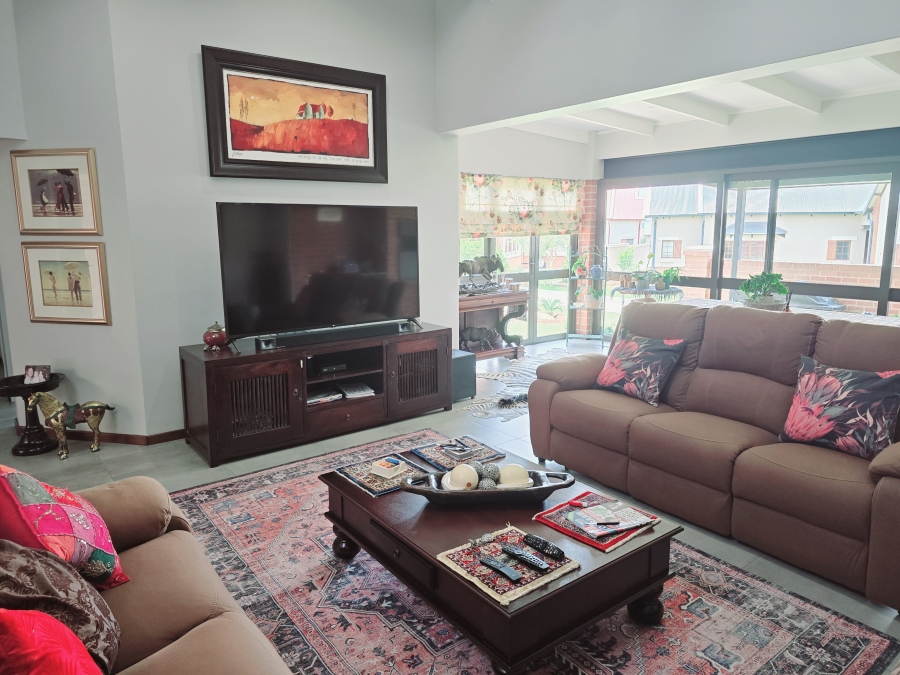 3 Bedroom Property for Sale in Waterlake Farm Lifestyle Estate Gauteng