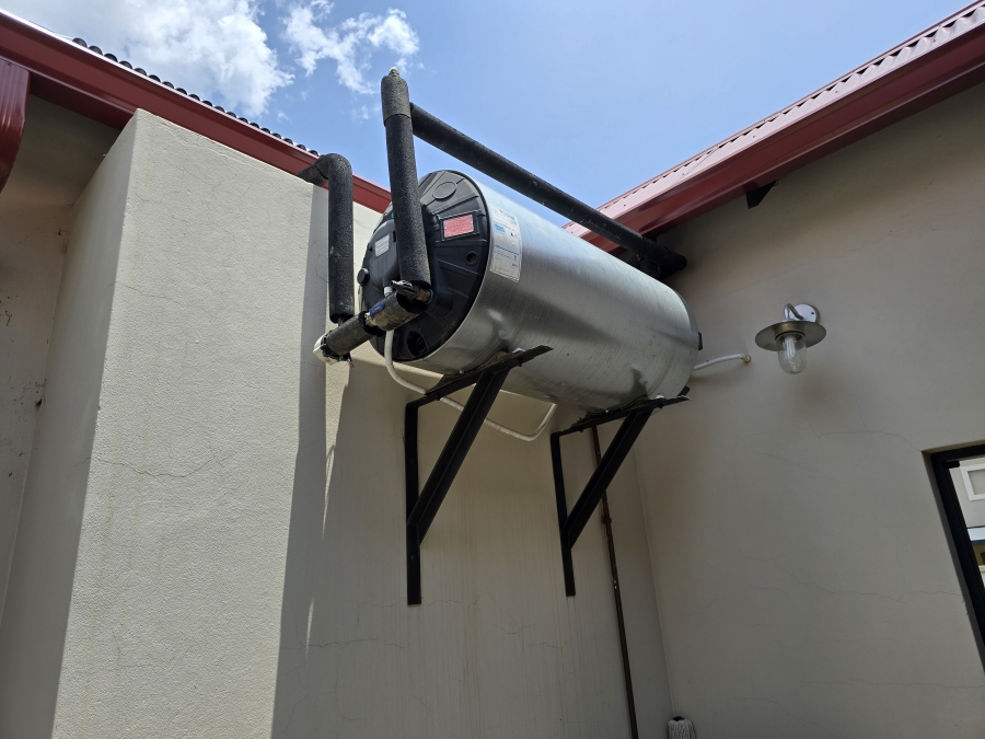 3 Bedroom Property for Sale in Waterlake Farm Lifestyle Estate Gauteng