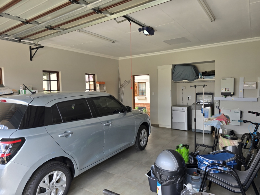 3 Bedroom Property for Sale in Waterlake Farm Lifestyle Estate Gauteng