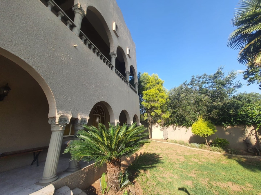 6 Bedroom Property for Sale in Vanderbijlpark SE Gauteng