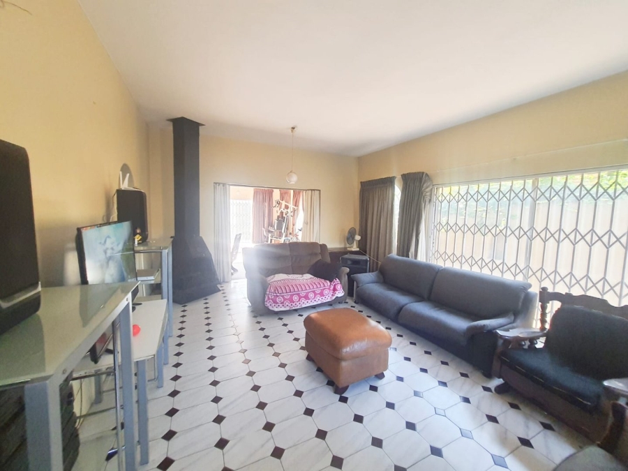 6 Bedroom Property for Sale in Vanderbijlpark SE Gauteng