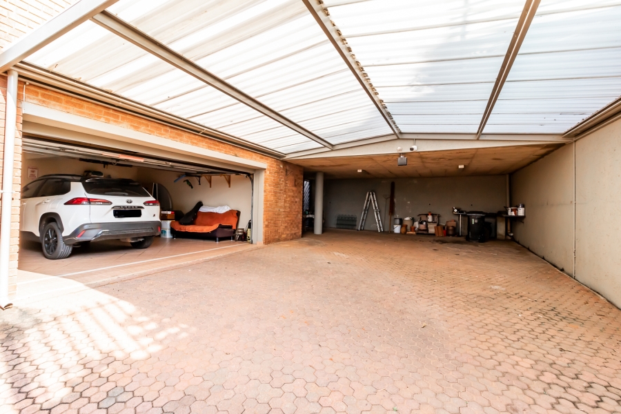 4 Bedroom Property for Sale in Montana Park Gauteng