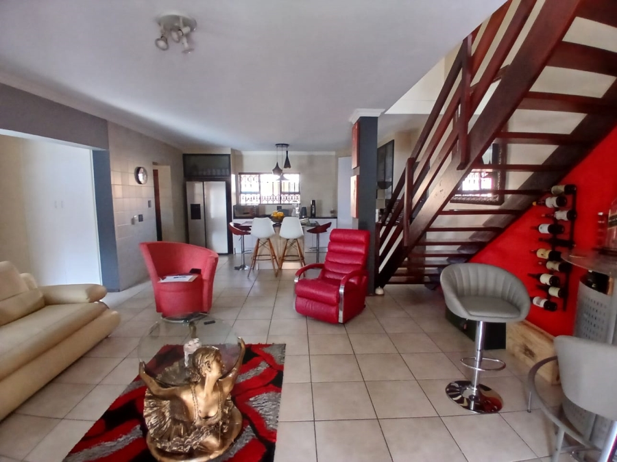 3 Bedroom Property for Sale in Silver Lakes Gauteng