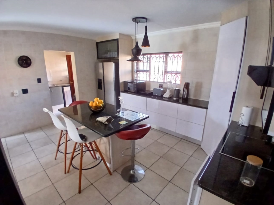 3 Bedroom Property for Sale in Silver Lakes Gauteng