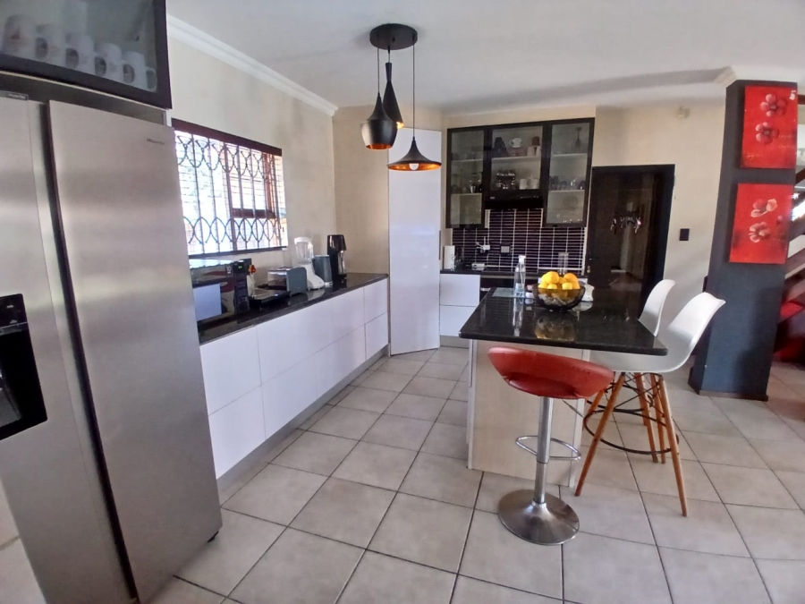 3 Bedroom Property for Sale in Silver Lakes Gauteng