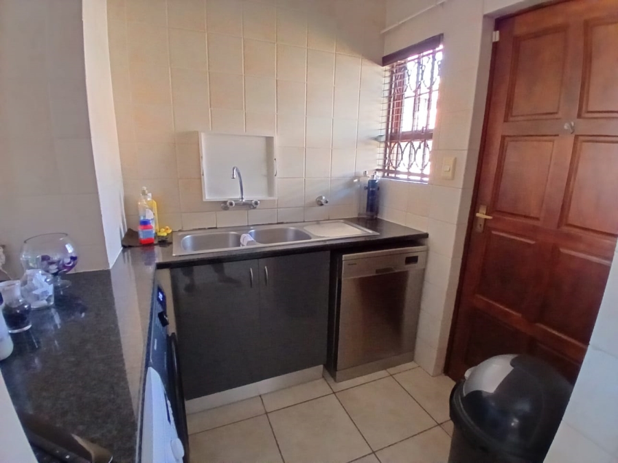 3 Bedroom Property for Sale in Silver Lakes Gauteng