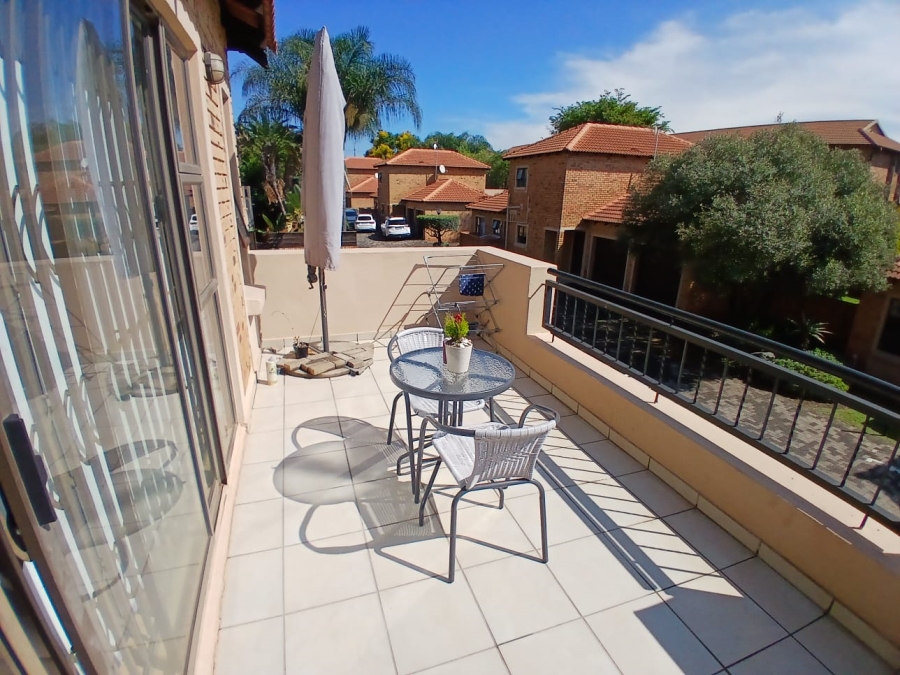 3 Bedroom Property for Sale in Silver Lakes Gauteng