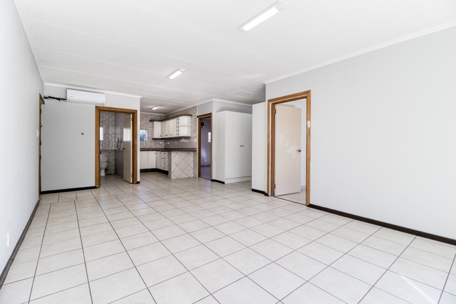 4 Bedroom Property for Sale in Quellerina Gauteng