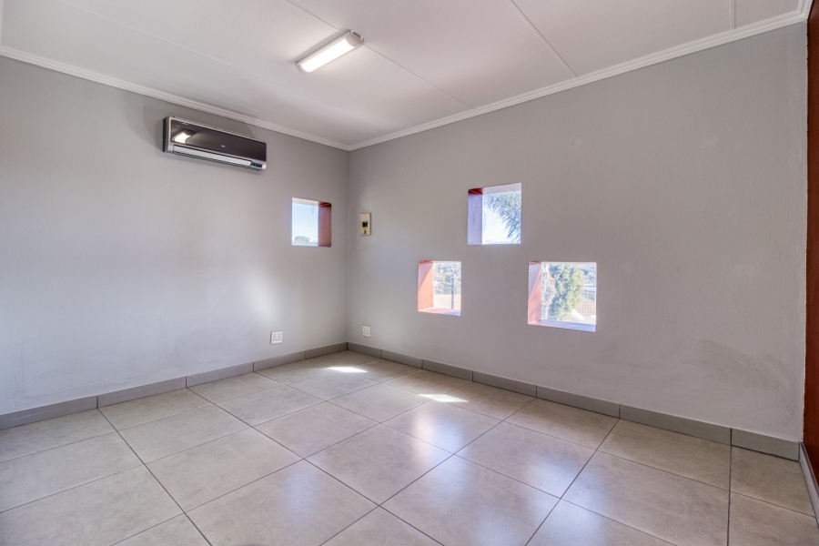 4 Bedroom Property for Sale in Quellerina Gauteng