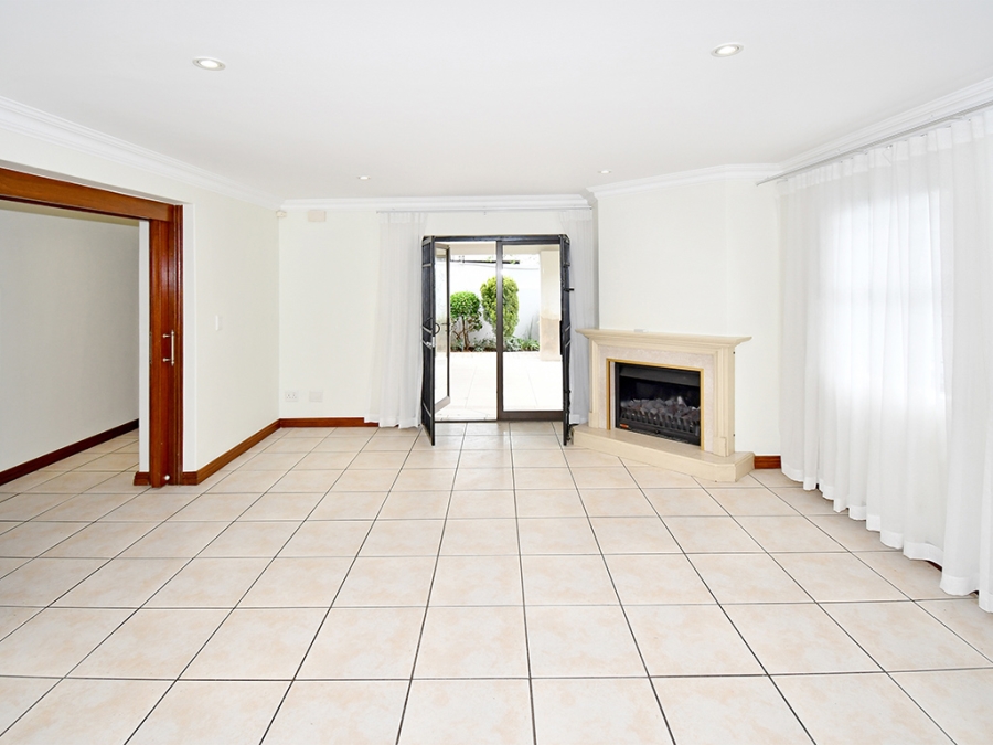 To Let 3 Bedroom Property for Rent in Morningside Gauteng