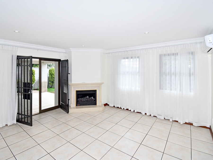 To Let 3 Bedroom Property for Rent in Morningside Gauteng