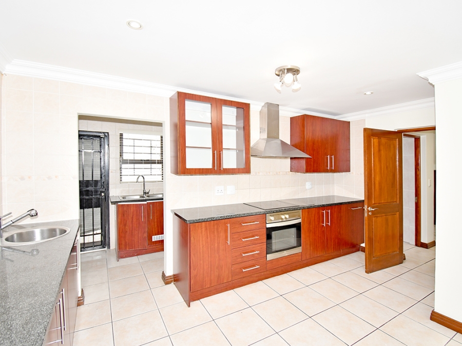 To Let 3 Bedroom Property for Rent in Morningside Gauteng