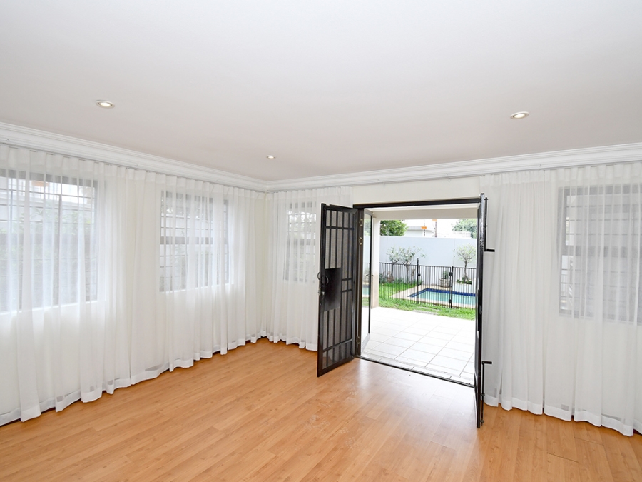 To Let 3 Bedroom Property for Rent in Morningside Gauteng