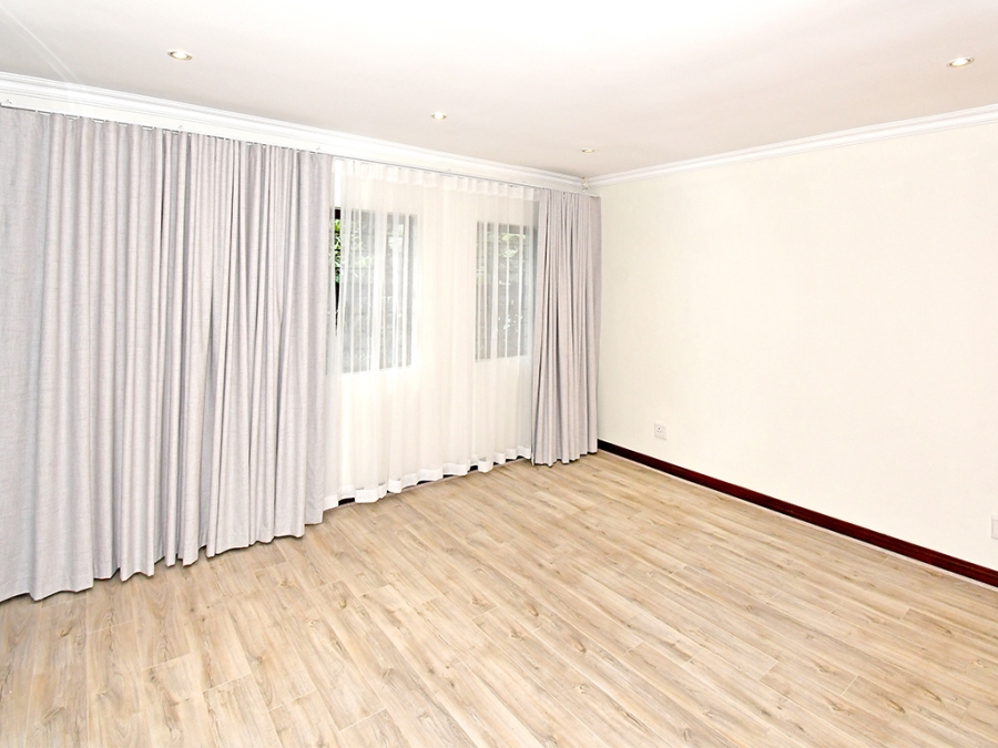 To Let 3 Bedroom Property for Rent in Morningside Gauteng