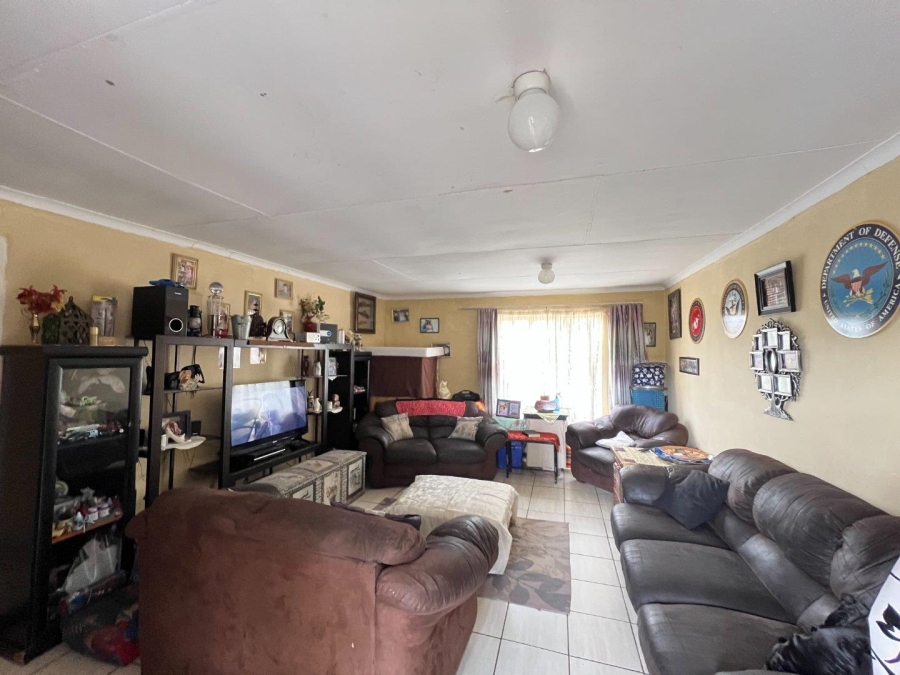 5 Bedroom Property for Sale in Whiteridge Gauteng