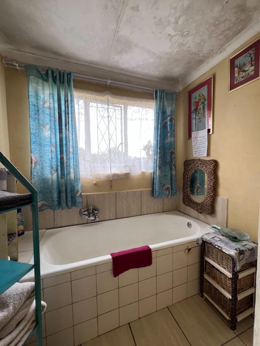 5 Bedroom Property for Sale in Whiteridge Gauteng