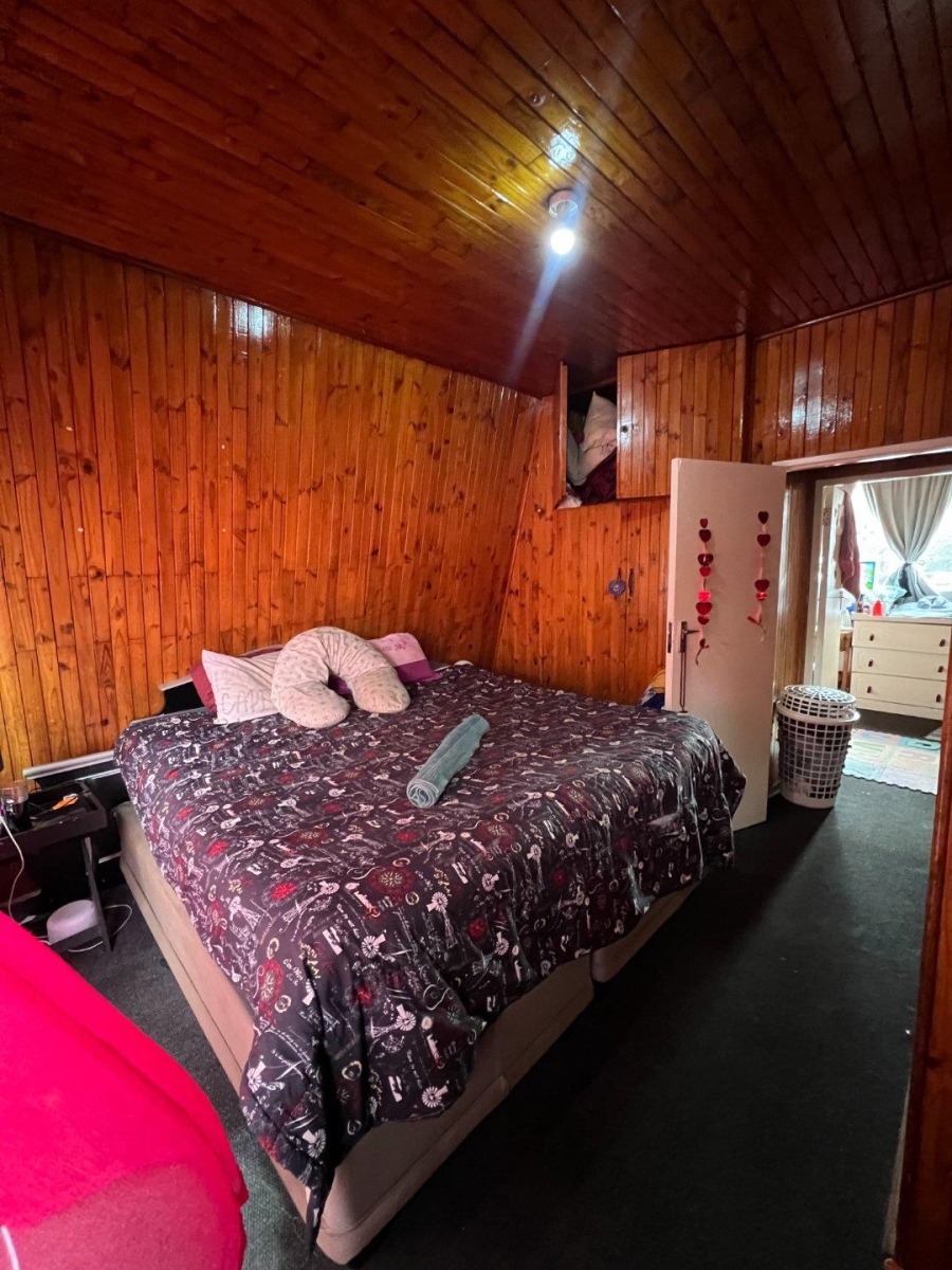 5 Bedroom Property for Sale in Whiteridge Gauteng