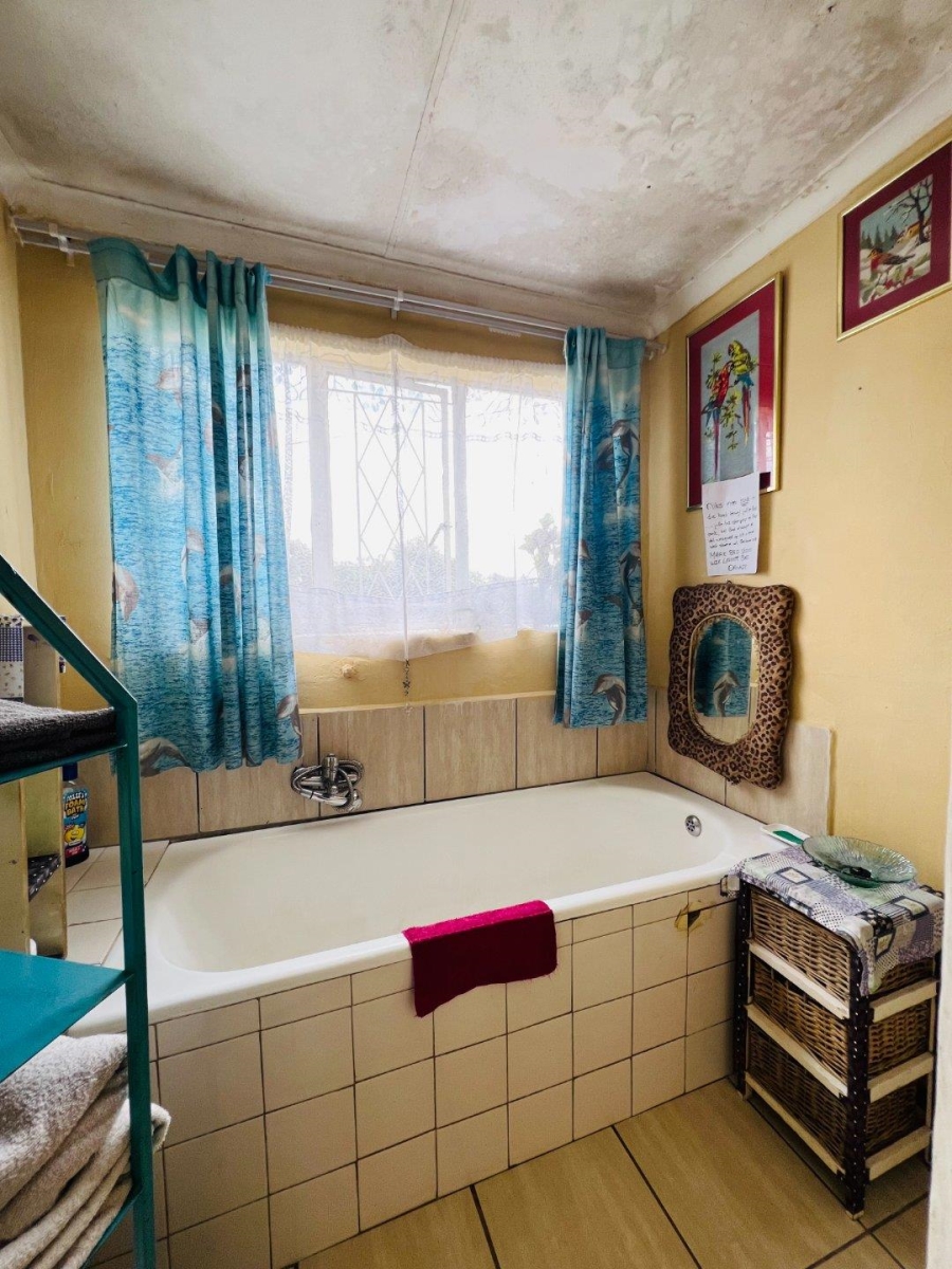 5 Bedroom Property for Sale in Whiteridge Gauteng