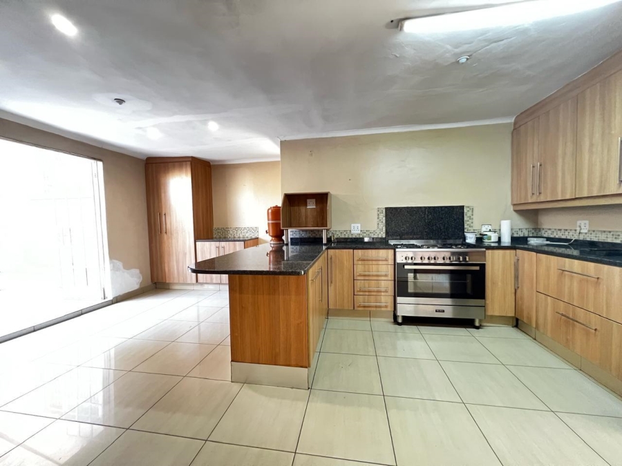 4 Bedroom Property for Sale in Marlboro Gardens Gauteng