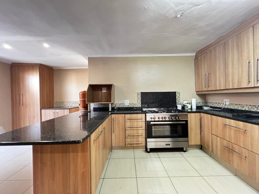 4 Bedroom Property for Sale in Marlboro Gardens Gauteng