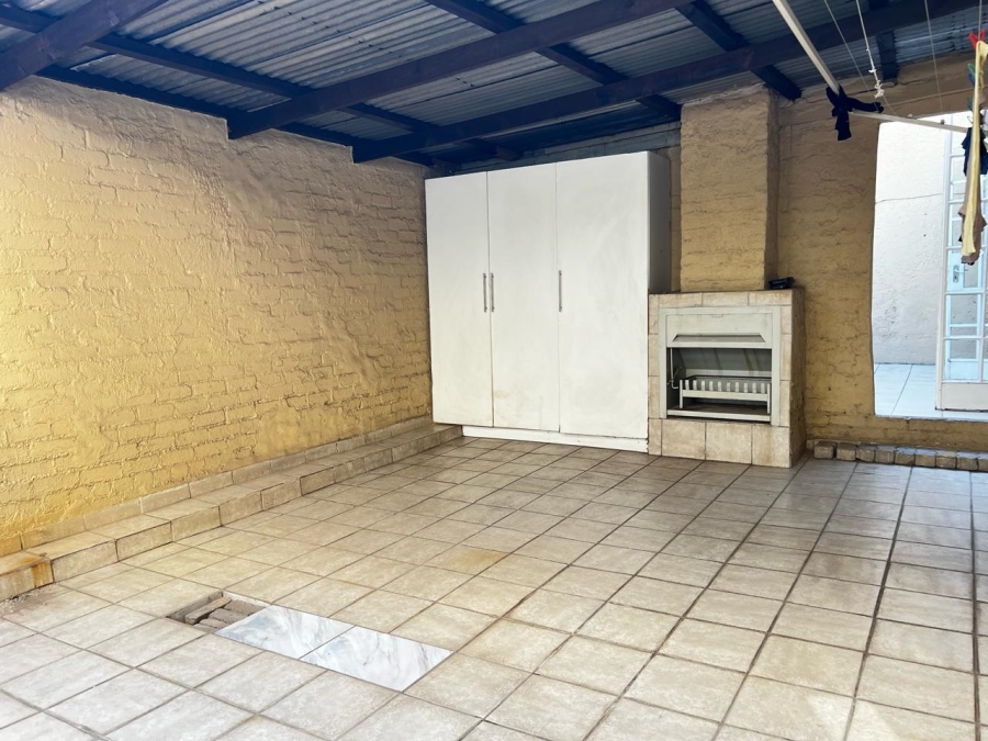 4 Bedroom Property for Sale in Marlboro Gardens Gauteng