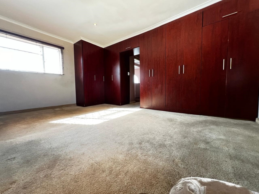 4 Bedroom Property for Sale in Marlboro Gardens Gauteng