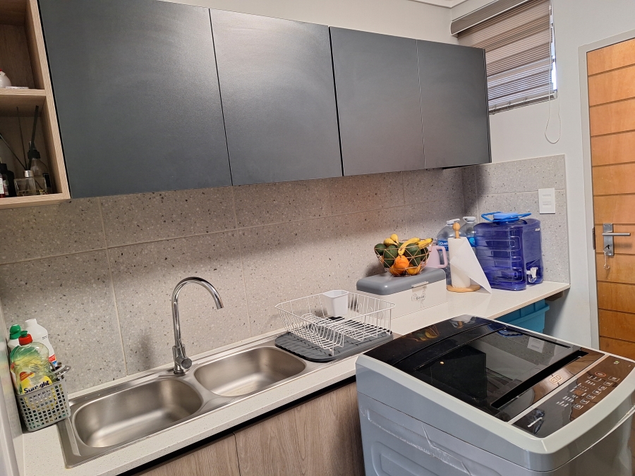 2 Bedroom Property for Sale in Amberfield Gauteng