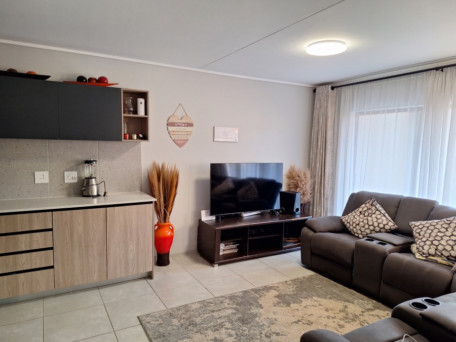 2 Bedroom Property for Sale in Amberfield Gauteng