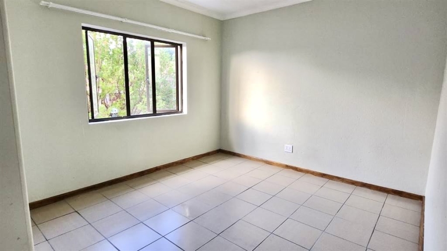 2 Bedroom Property for Sale in Halfway Gardens Gauteng