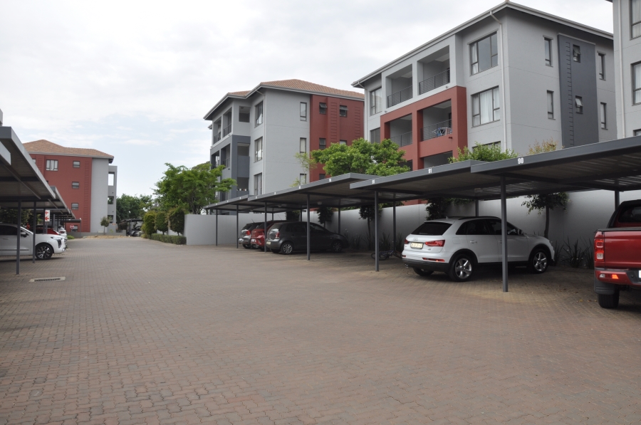 2 Bedroom Property for Sale in Barbeque Downs Gauteng