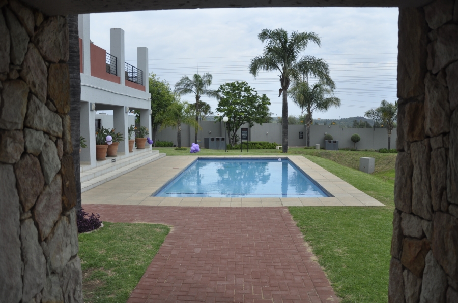 2 Bedroom Property for Sale in Barbeque Downs Gauteng