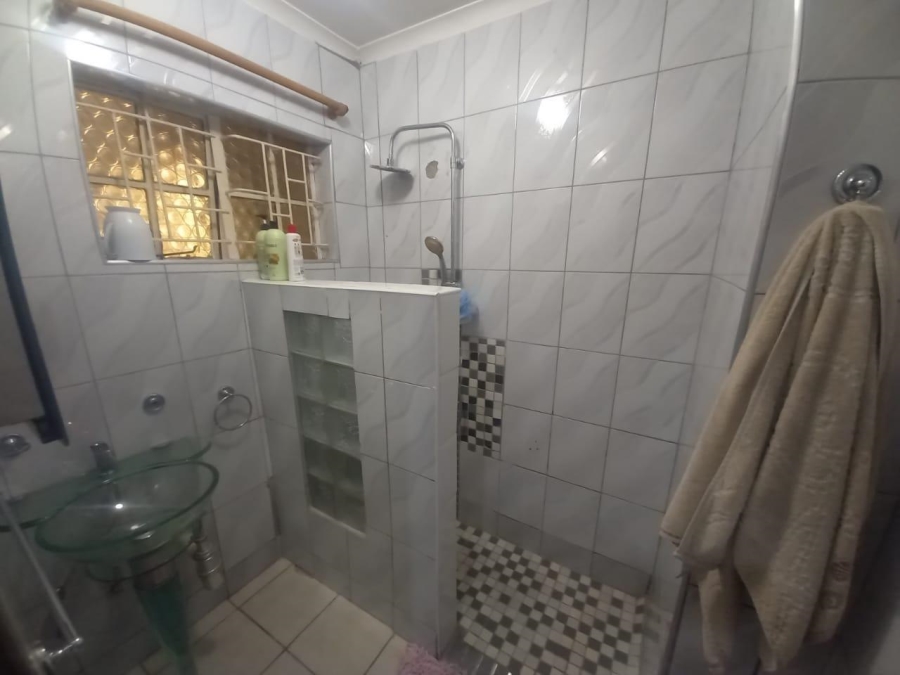 4 Bedroom Property for Sale in Actonville Gauteng