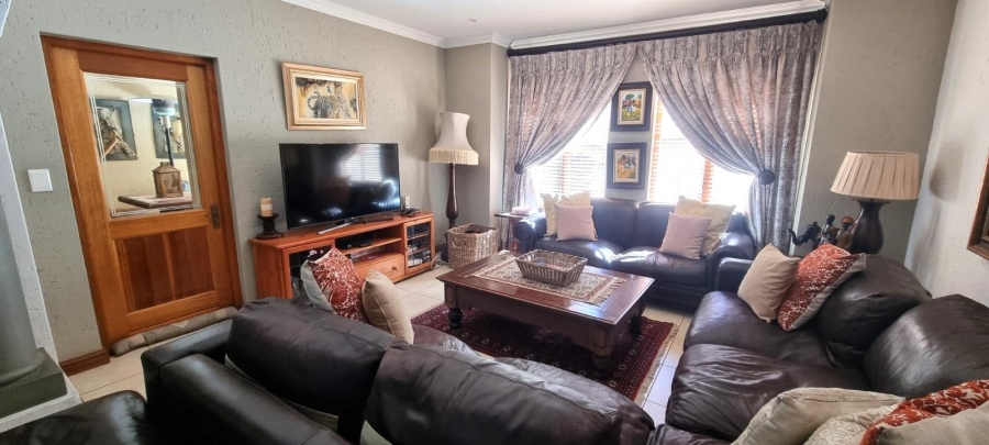 4 Bedroom Property for Sale in Beyers Park Gauteng