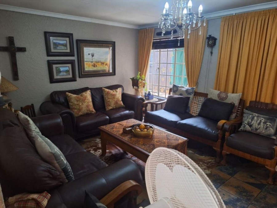 3 Bedroom Property for Sale in Van Riebeeck Park Gauteng