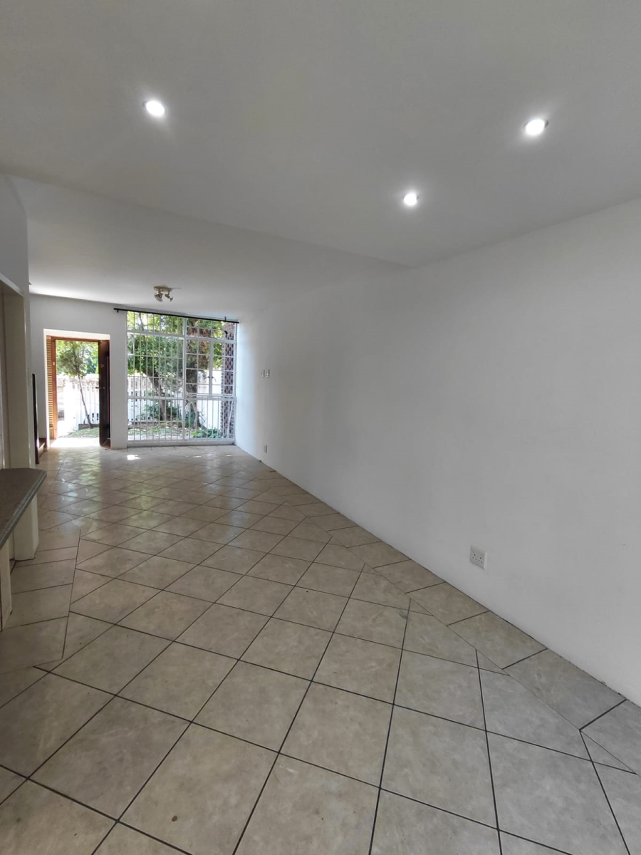 2 Bedroom Property for Sale in Bramley Park Gauteng