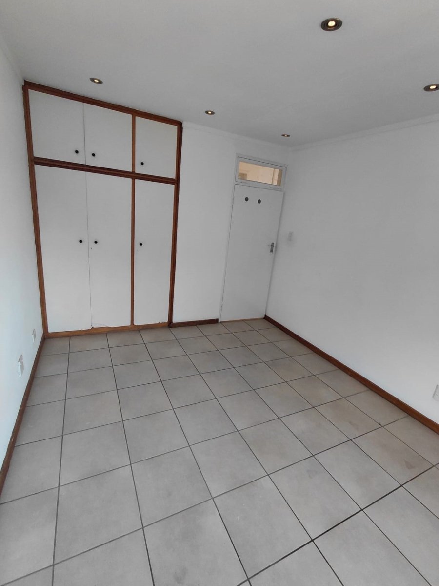 2 Bedroom Property for Sale in Bramley Park Gauteng