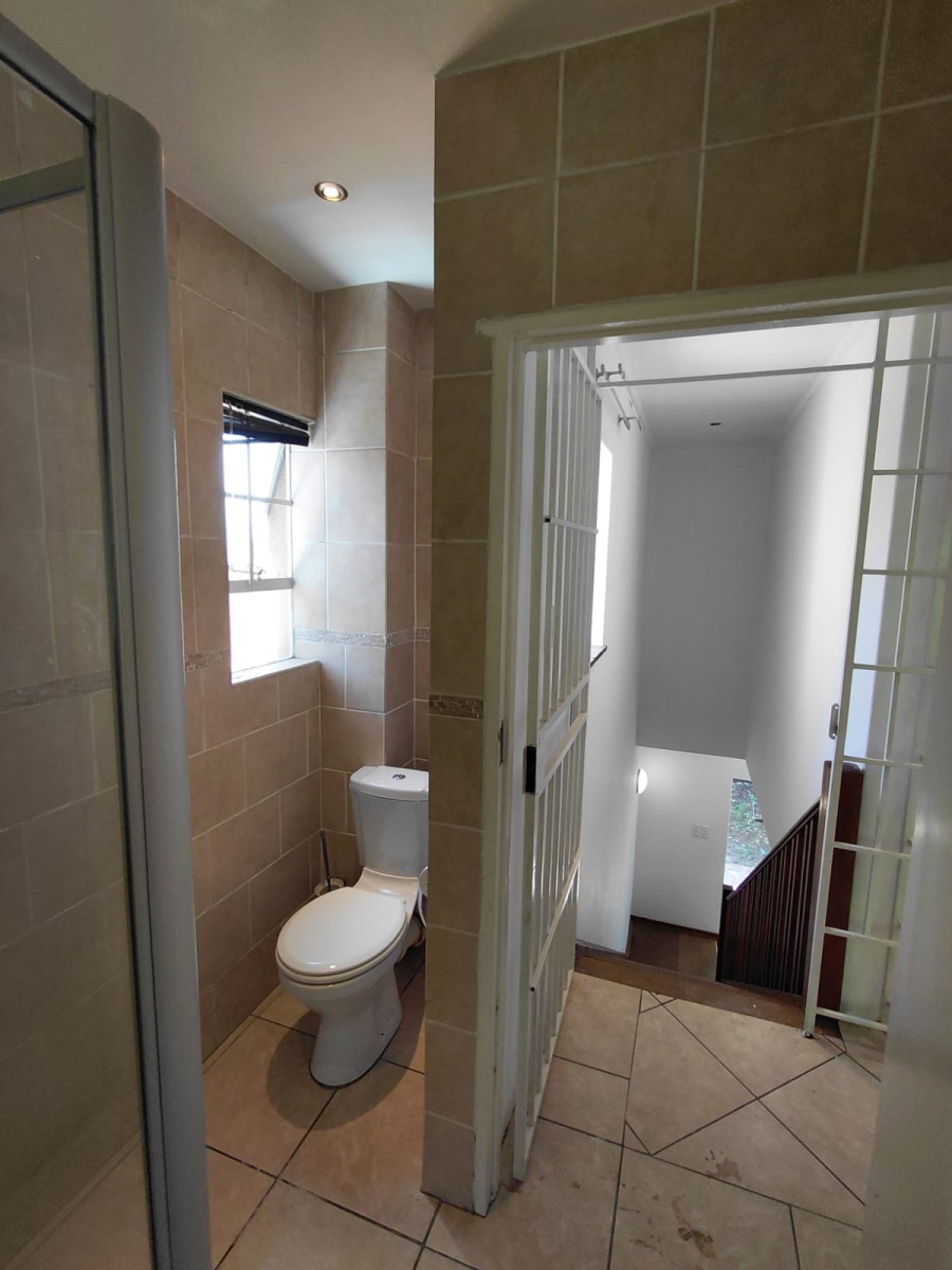 2 Bedroom Property for Sale in Bramley Park Gauteng