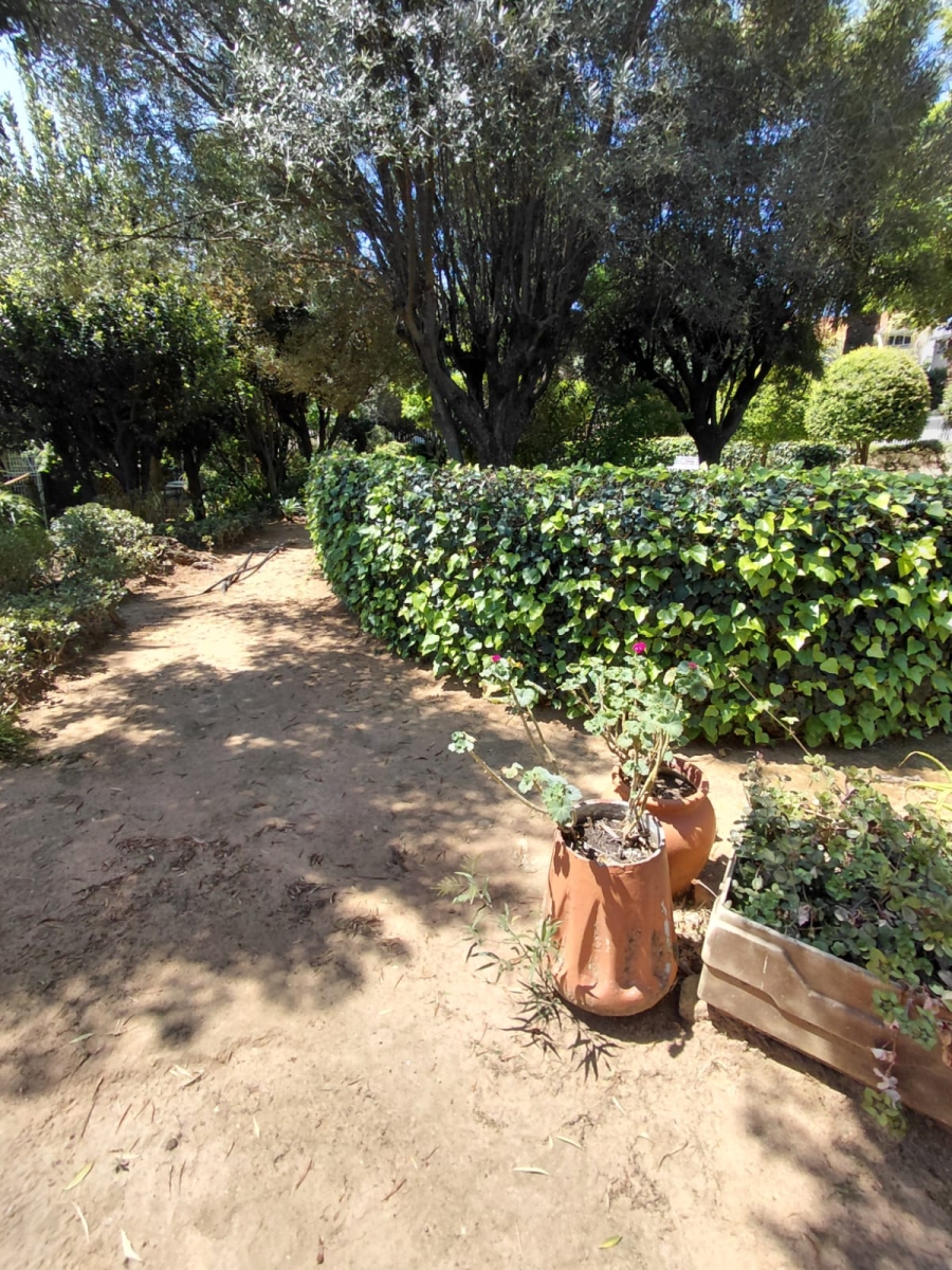 2 Bedroom Property for Sale in Bramley Park Gauteng