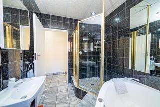 4 Bedroom Property for Sale in Bedfordview Gauteng