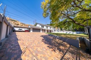 4 Bedroom Property for Sale in Bedfordview Gauteng