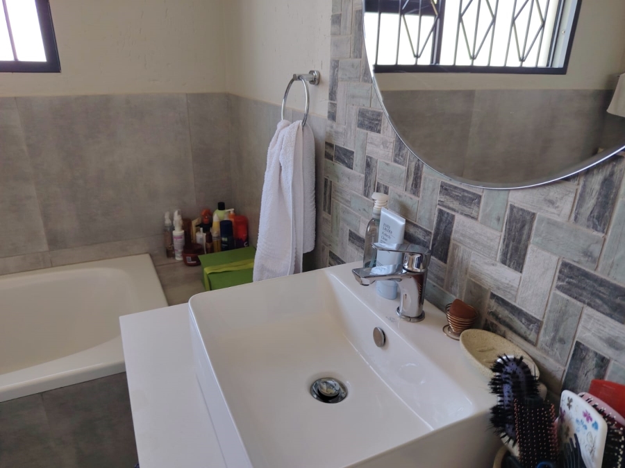 3 Bedroom Property for Sale in Slaterville A H Gauteng
