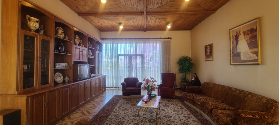 4 Bedroom Property for Sale in Cyrildene Gauteng