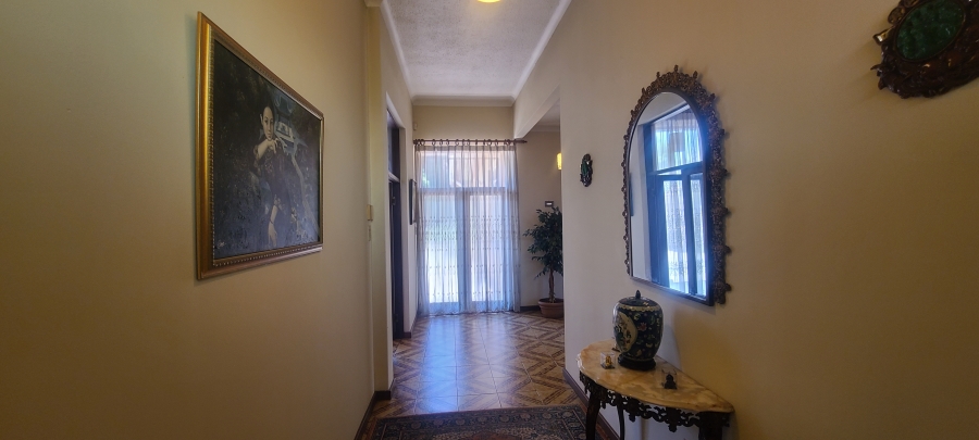 4 Bedroom Property for Sale in Cyrildene Gauteng